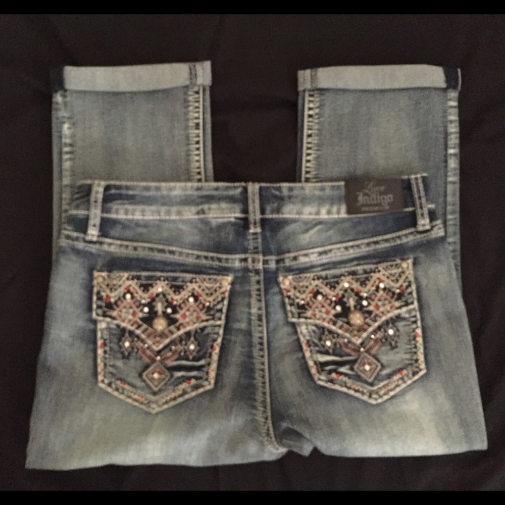 Love Indigo Premium Jean Capris Embroidered, New